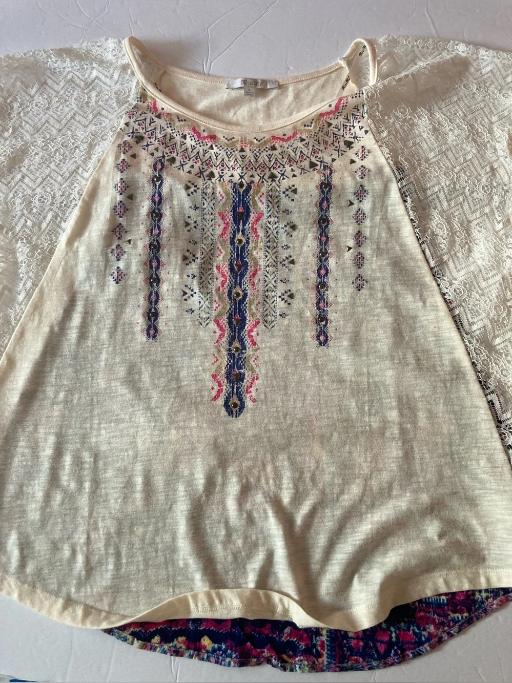 Miss Me SZ L Cream Embroidered Lace-Sleeve Boho Top short sleeve Beautiful